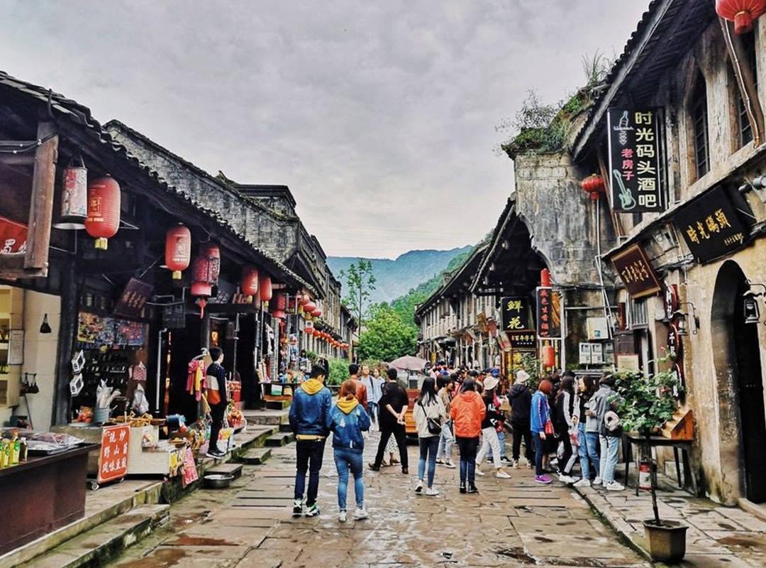 从延边医院坐几路车到恐龙园游戏画面